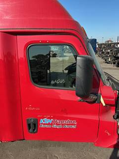 Freightliner Cascadia Front Door Assembly