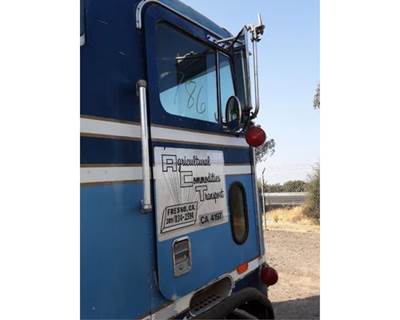 Freightliner FLA Right Front Door Assembly for a Freightliner Other