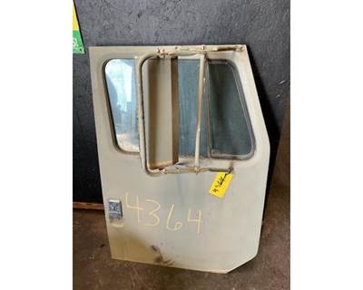 International 4600 Right Front Door Assembly