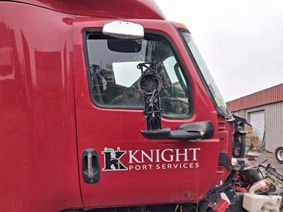 International LT625 Front Door Assembly