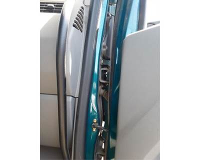 Kenworth T680 Right Front Door Assembly