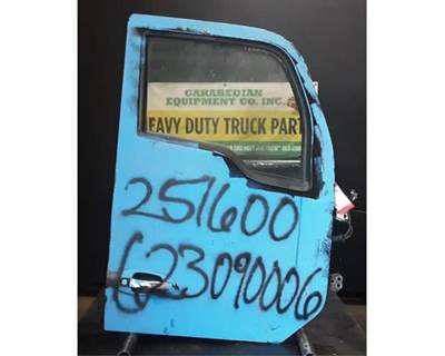 Kenworth T680 Right Front Door Assembly