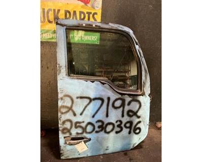 Kenworth T680 Right Front Door Assembly