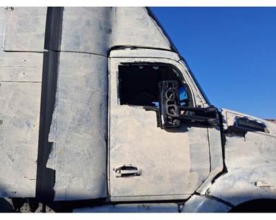 Kenworth T680 Front Door Assembly