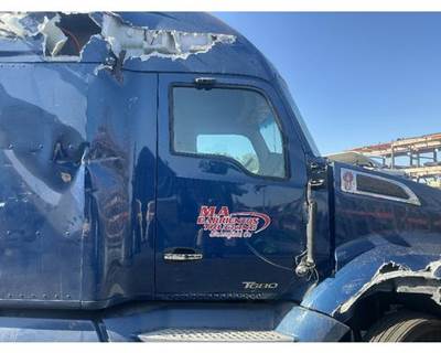 Kenworth T680 Front Door Assembly