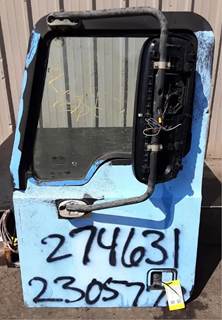 Mack CXU633T Left Front Door Assembly