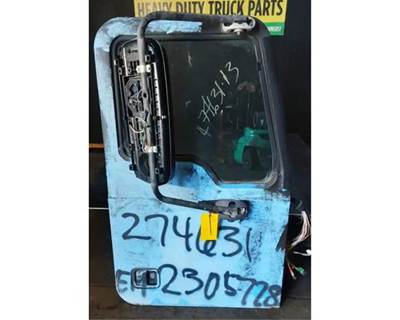 Mack CXU633T Right Front Door Assembly