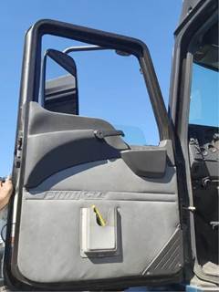 Mack Pinnacle CXU612 Left Front Door Assembly for a Mack CXU612