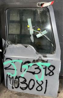 Mack Pinnacle CXU612 Right Front Door Assembly for a Mack CXU612