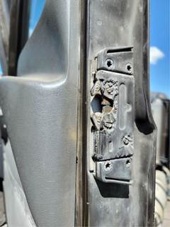 Mack Pinnacle CXU612 Right Front Door Assembly for a Mack CXU612