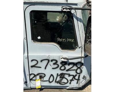 Mack Pinnacle CXU612 Right Front Door Assembly for a Mack CXU612