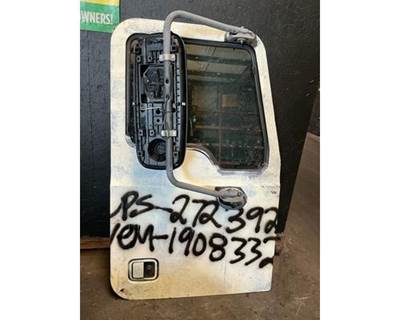 Mack Pinnacle CXU612 Right Front Door Assembly for a Mack CXU612