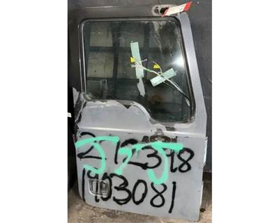 Mack Pinnacle CXU612 Right Front Door Assembly for a Mack CXU612