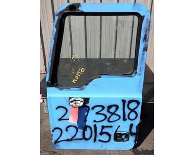 Mack Pinnacle CXU612 Left Front Door Assembly for a Mack CXU612