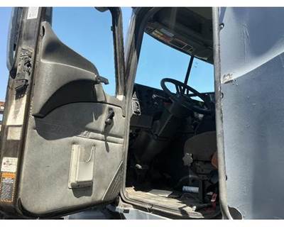 Mack Pinnacle CXU612 Front Door Assembly for a Mack CXU612