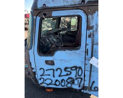 Mack Pinnacle CXU613 Left Front Door Assembly for a Mack CXU613