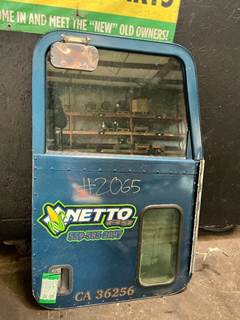 Peterbilt 384 Right Front Door Assembly