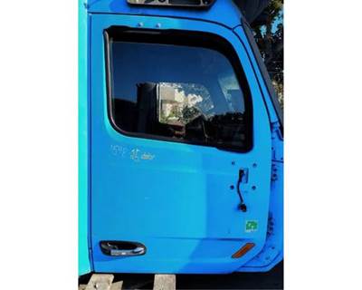 Peterbilt 579 Right Front Door Assembly