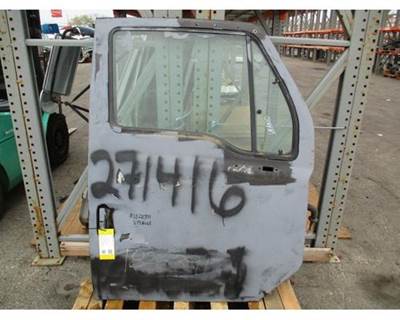 Sterling A9500 Right Front Door Assembly