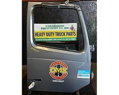 Volvo VNL Right Front Door Assembly