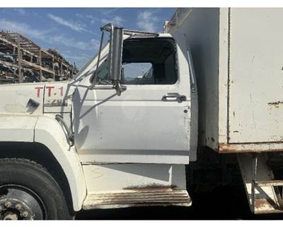 Ford F-700 Left Door Mirror for a Ford F700