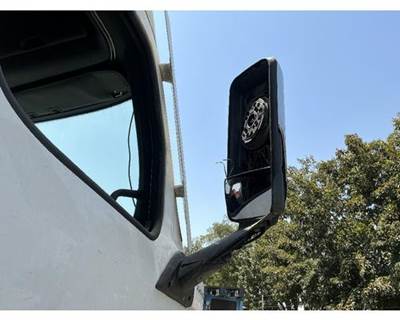 Freightliner Cascadia 126 Door Mirror for a Freightliner CASCADIA