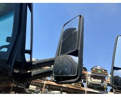 Kenworth T680 Right Door Mirror