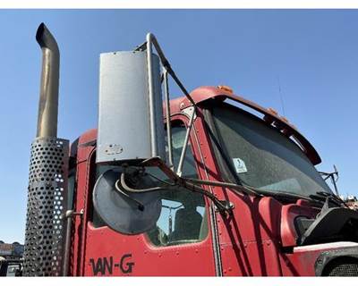 Kenworth T800 Right Door Mirror