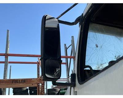 Volvo VNL64T Door Mirror for a Volvo VNL