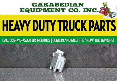 Mack Pinnacle CXU613 Engine Brake for a Mack CXU613