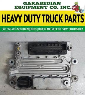 Freightliner Cascadia 113 Engine Control Module (ECM)