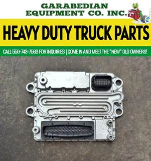Freightliner Cascadia 113 Engine Control Module (ECM)