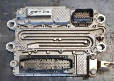 Freightliner Cascadia 113 Engine Control Module (ECM)
