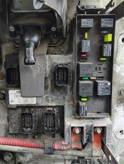 Freightliner Cascadia 113 Engine Control Module (ECM)