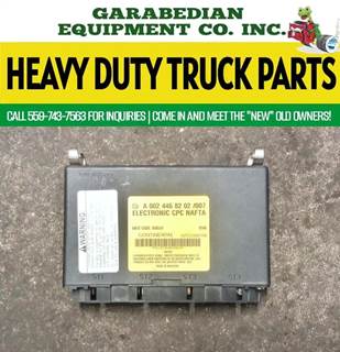 Freightliner Cascadia 125 Engine Control Module (ECM)