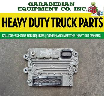 Freightliner Cascadia 125 Engine Control Module (ECM)