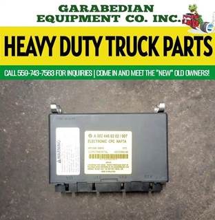 Freightliner Cascadia 125 Engine Control Module (ECM)