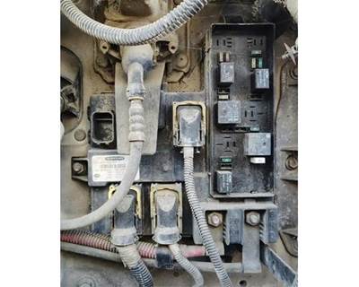 Freightliner Cascadia 125 Engine Control Module (ECM)