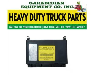Freightliner Cascadia 125 Engine Control Module (ECM)