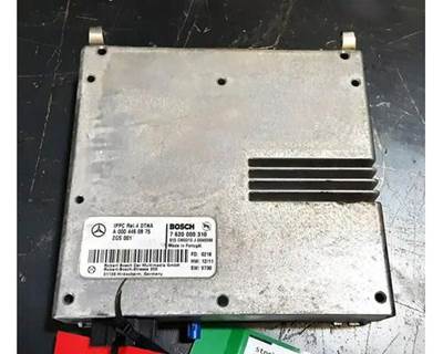Freightliner Cascadia 126 Engine Control Module (ECM)