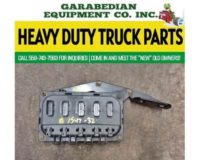 Peterbilt 579 Engine Control Module (ECM)
