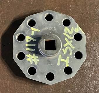 Cummins ISX12 G Engine Part for a Volvo VNL