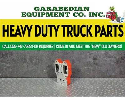 Cummins ISX12 G CM2180 EJ Mounting Spacer, Part # 2895447, for Volvo VNL