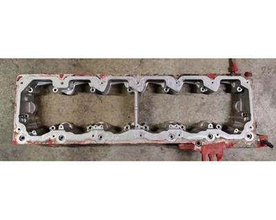 Cummins ISX12 CM2350 X102 Rocker Housing / Rocker Box, Part # 2897183 2894680 2870208