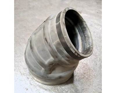 Cummins X15 Air Intake 45 Degree Elbow Reducer, Part # D04-1018, for Peterbilt 579