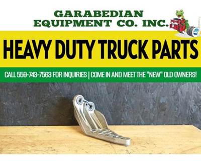 Used Detroit DD13 Mounting Support Bracket for Freightliner Cascadia 125, Part # A4710980939