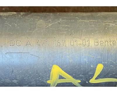 Detroit DD13 Oil Transfer Tube, Part # A4711870101