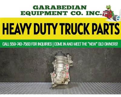 Used Detroit DD15 2 Filter Fuel Filter Base Housing, Part # A4730903852, A4730920403