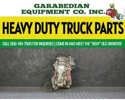 Detroit DD15 EPA10 GHG14 2-FILTER Fuel Filter Base Housing, Part # A4730901452, A4730900260