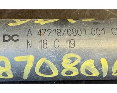 Detroit DD15 EPA07/10 Oil Transfer Tube with Elbow, Part # A4721870801/A4721870224